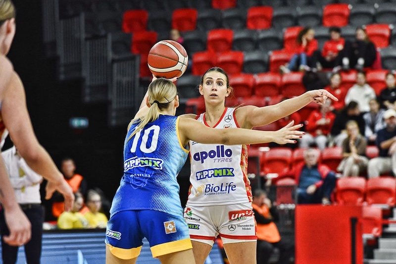 EL_Fenerbahce_Opet_-_DVTK_HUNTHERM