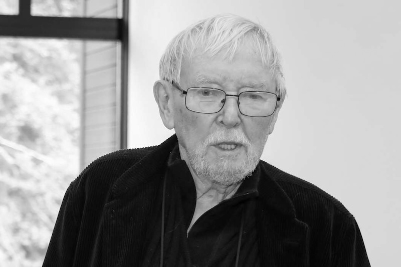 Elhunyt Kraitz Gusztáv, a diósgyőri gyökerű világhírű szobrász, az alma és a...