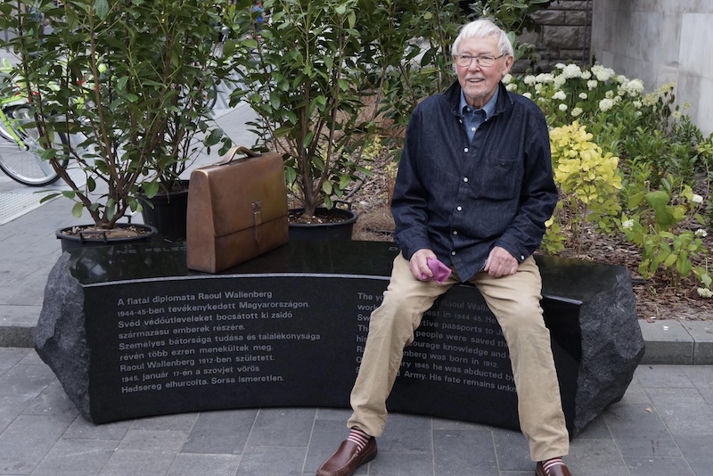 48389970 2418599961702515 6655045863737393152 o